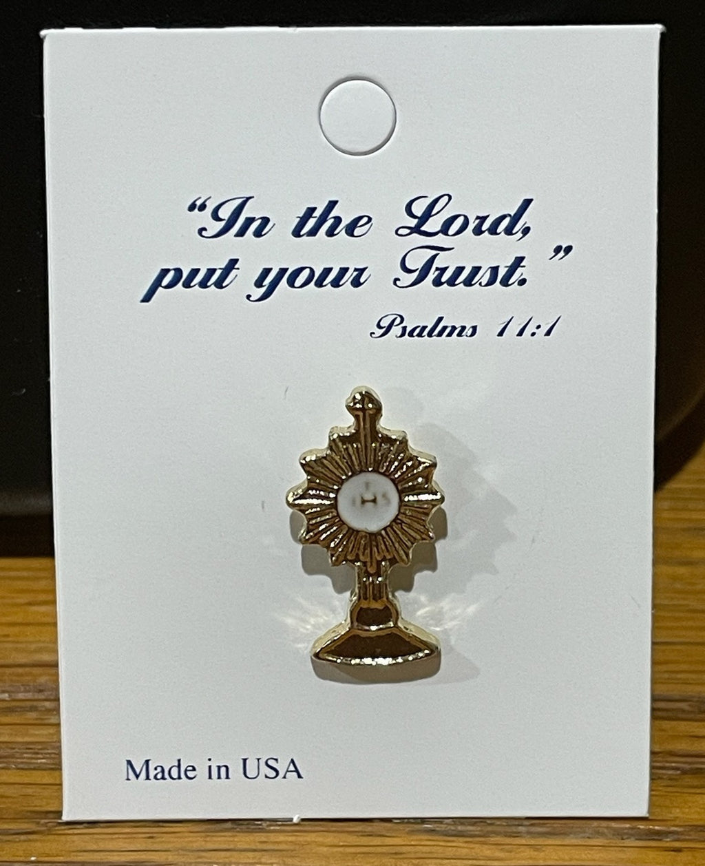 SMALL MONSTRANCE LAPEL PIN