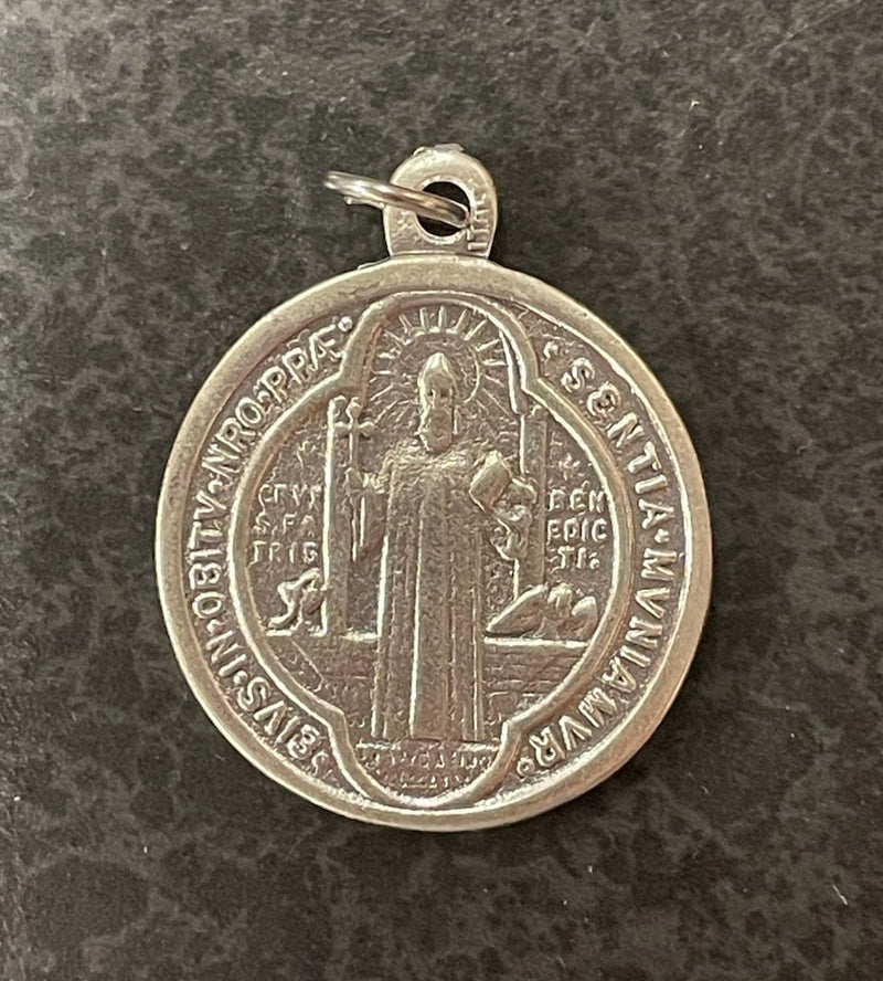 BENEDICT MEDAL 1" ROUND