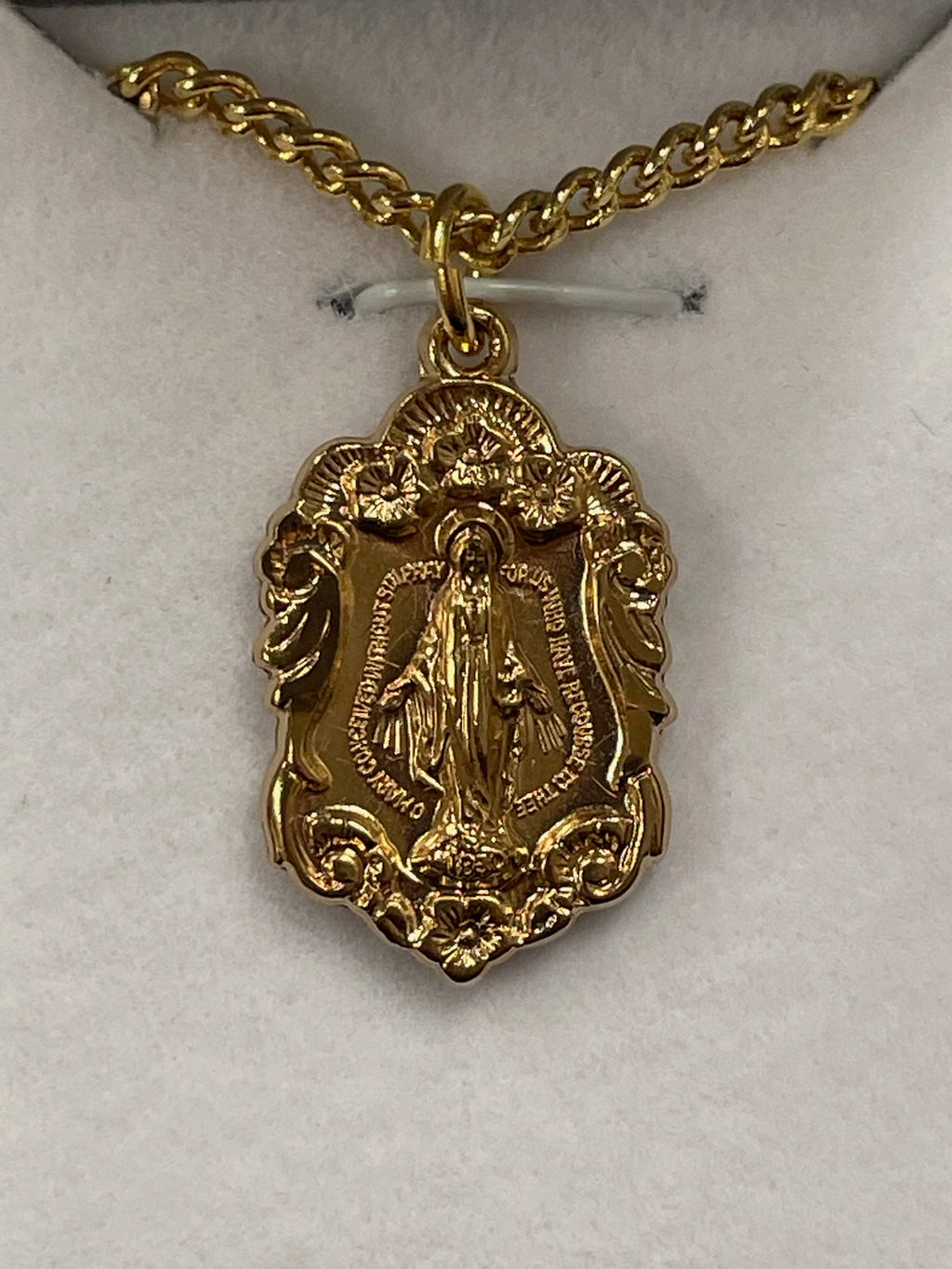 GS FLOWER SCROLL MIRACULOUS 18