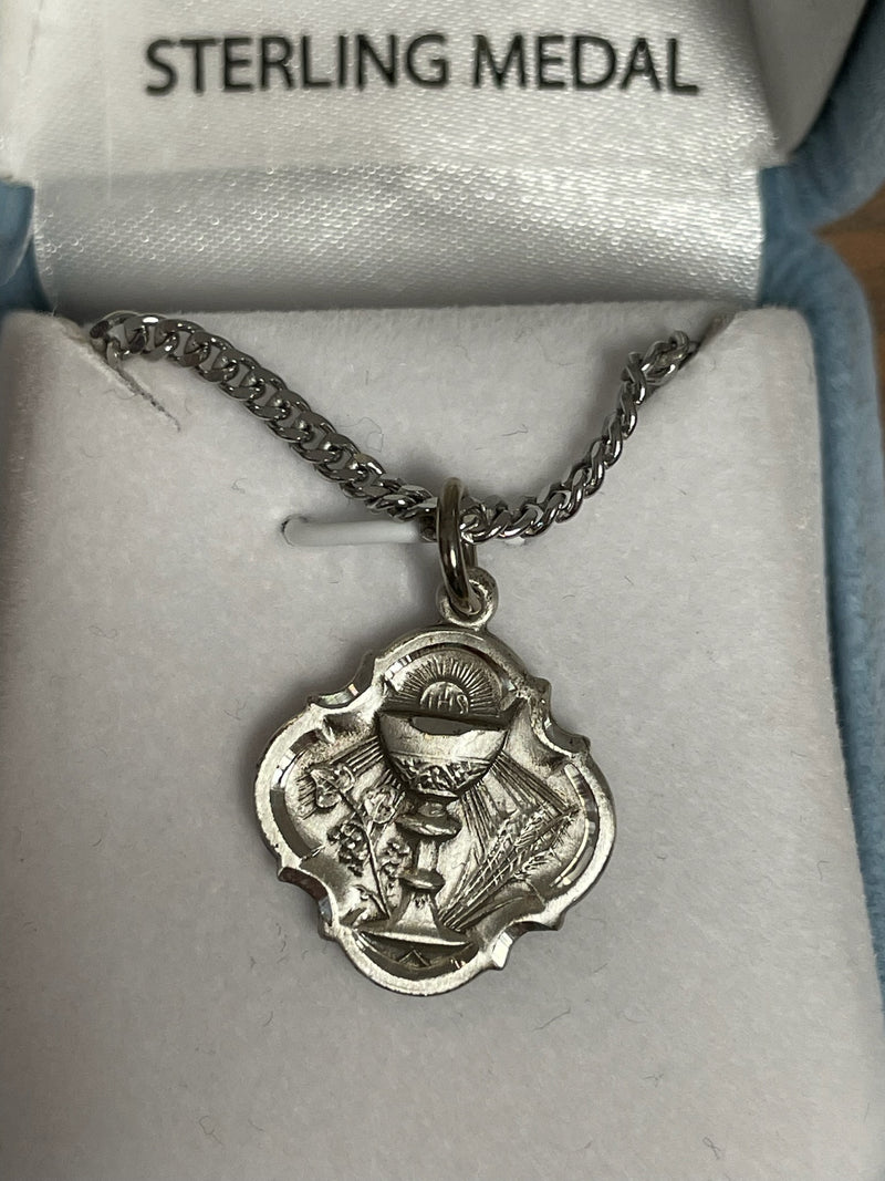 SS BAROQUE COMMUNION 18" CHAIN