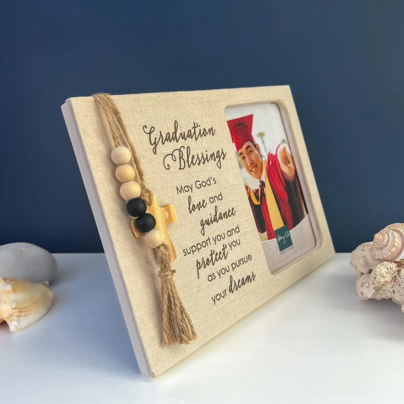 GRADUATION FABRIC FRAME