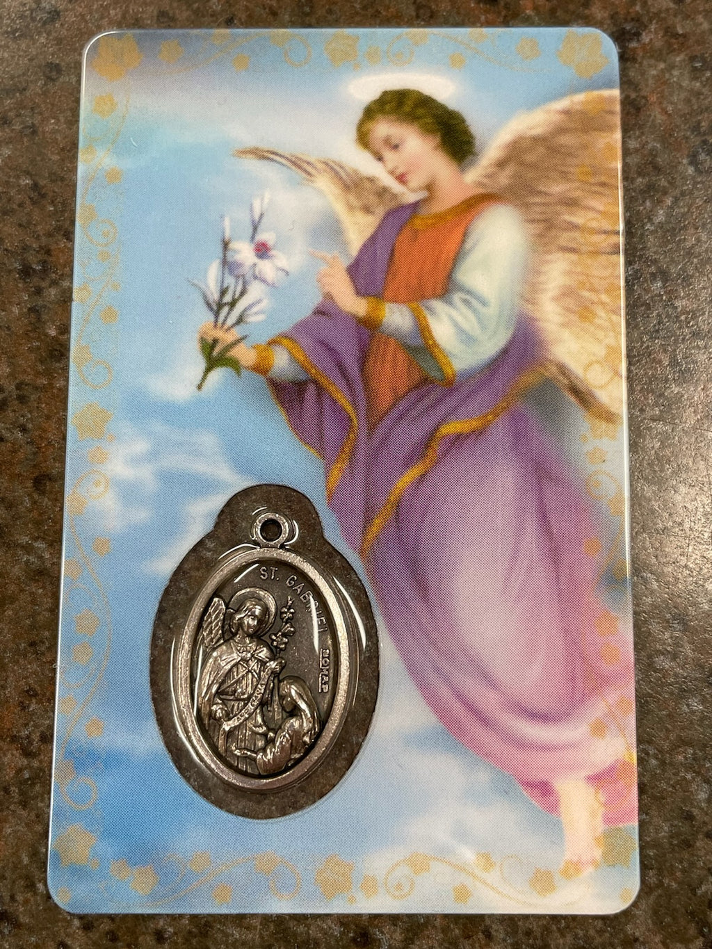 ST GABRIEL LAM CARD W/MEDAL