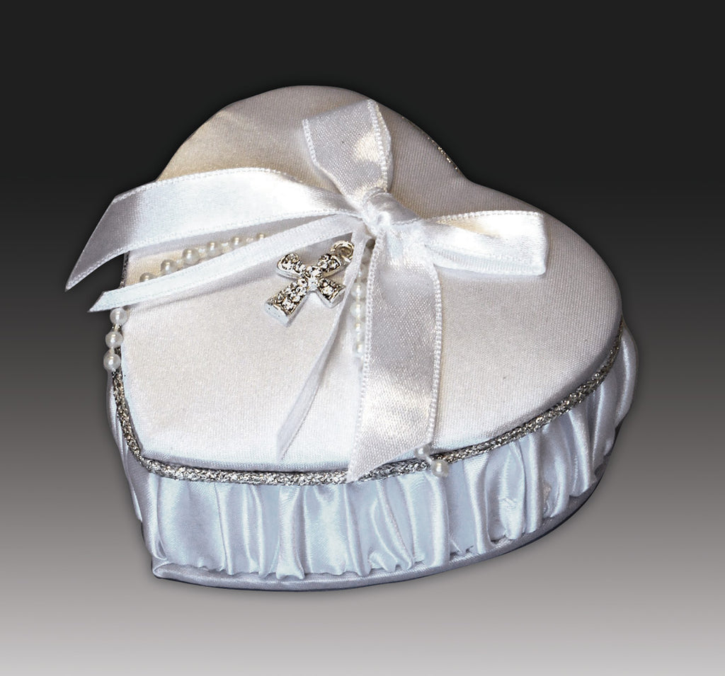 COM SATIN HEART ROSARY BOX