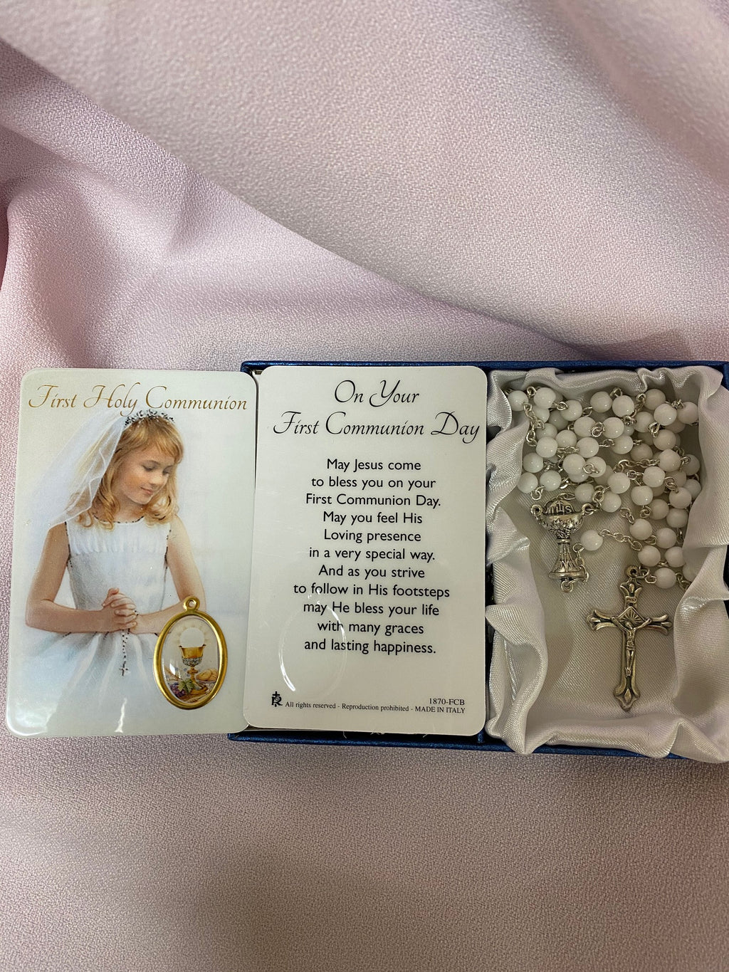 GIRL COMMUNION ROSARY/CARD SET
